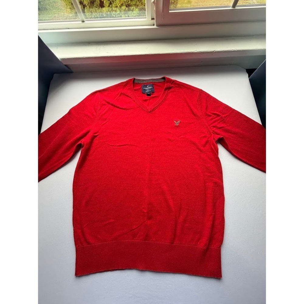 American Eagle Outfitters Mens Red V-Neck Cotton Sweater Classic Fit Medium